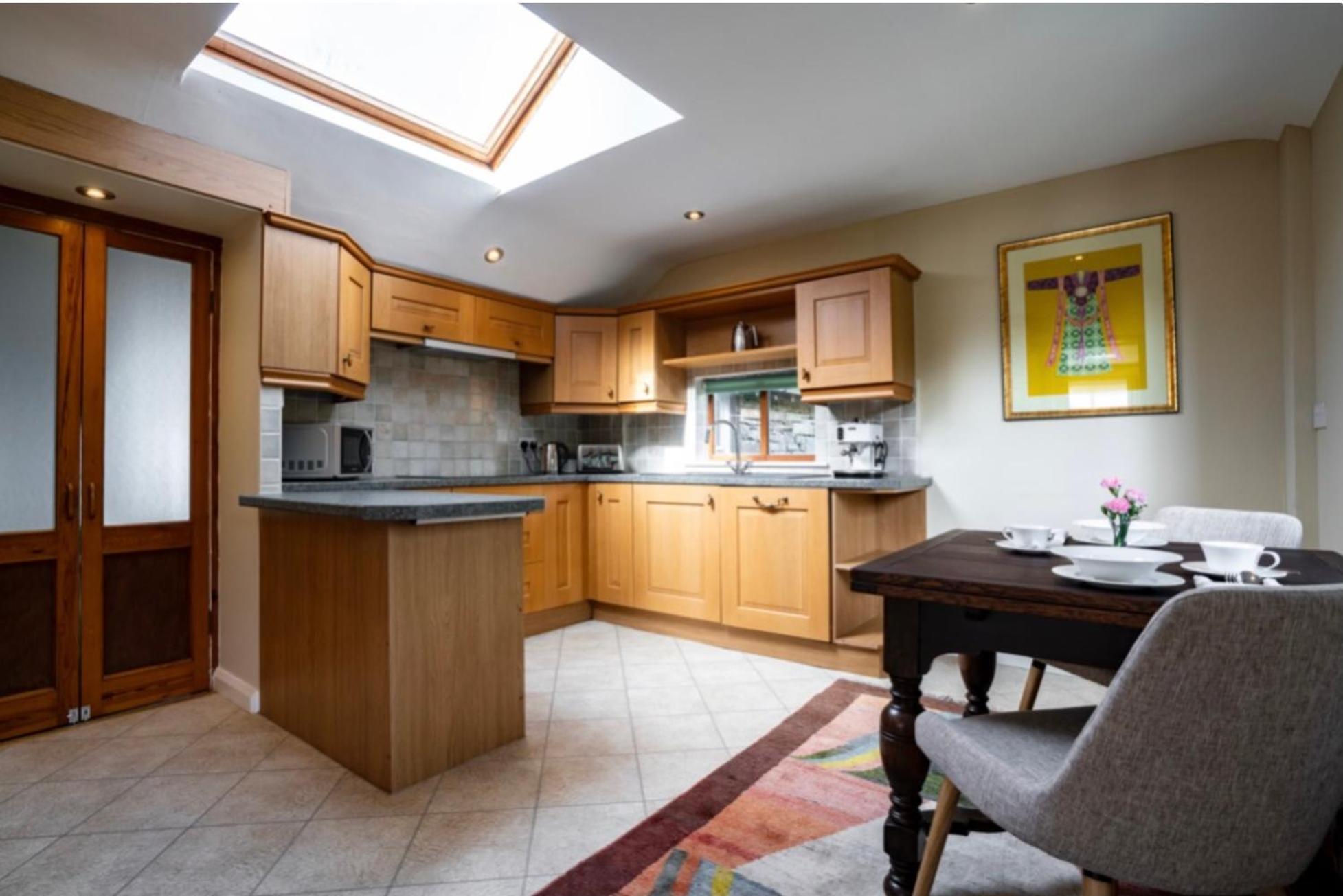 Yewfield Self Catering Apartments 호크셰드 외부 사진