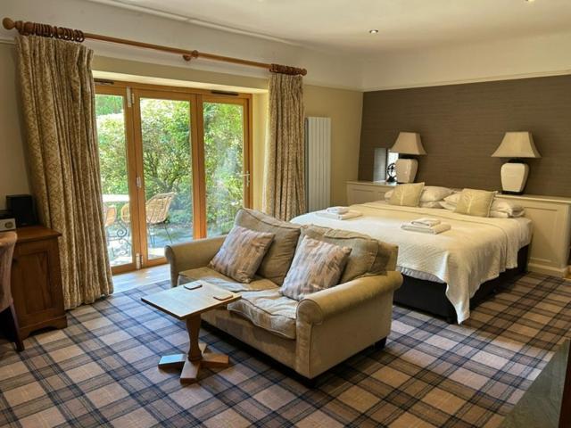 Yewfield Self Catering Apartments 호크셰드 외부 사진